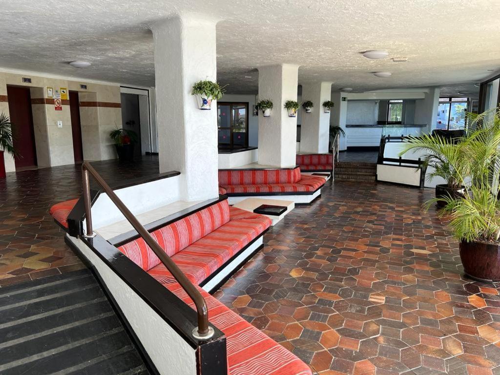 Cozy Apartment In The Center Of Costa Adeje On The 1St Coastline Bagian luar foto